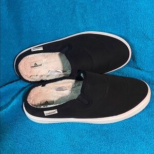 Staheekum Women’s Mule Sneaker Slippers Size 8